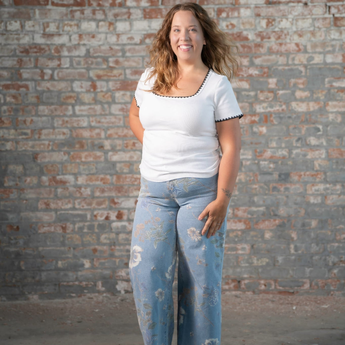 Floral Frayed Hem Jeans